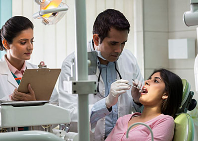 The Benefits of Wisdom Tooth Extraction in Your 20s